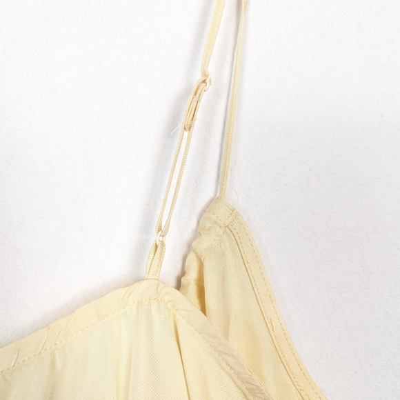 NWT Weekend Los Angeles Moonstone Pale Yellow Cropped Cami Top Size L - Picture 5 of 8